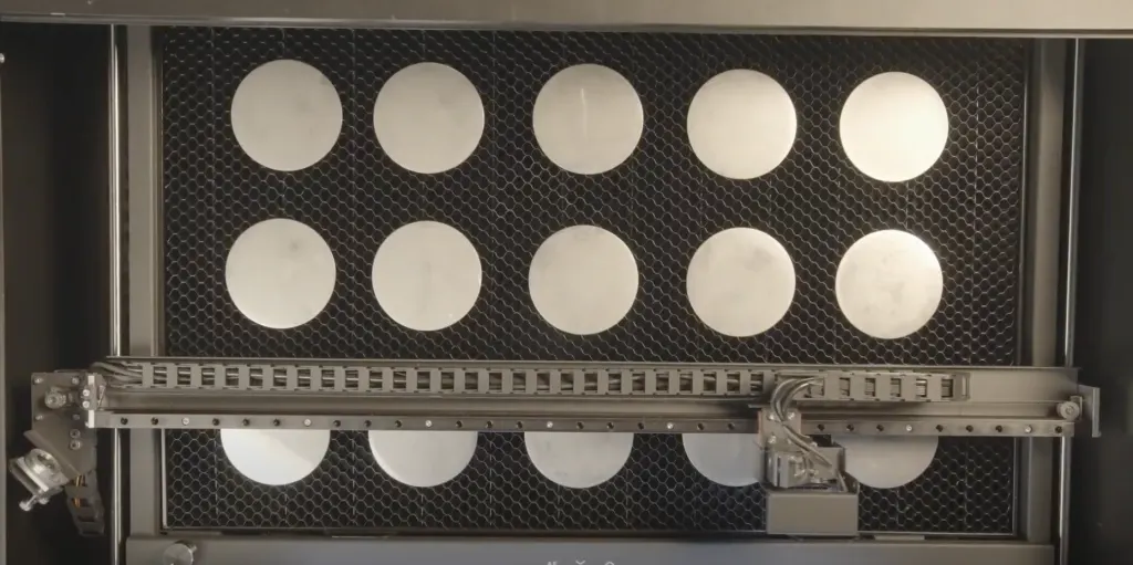 Wycinarka laserowa FLUX HEXA 60W CO2