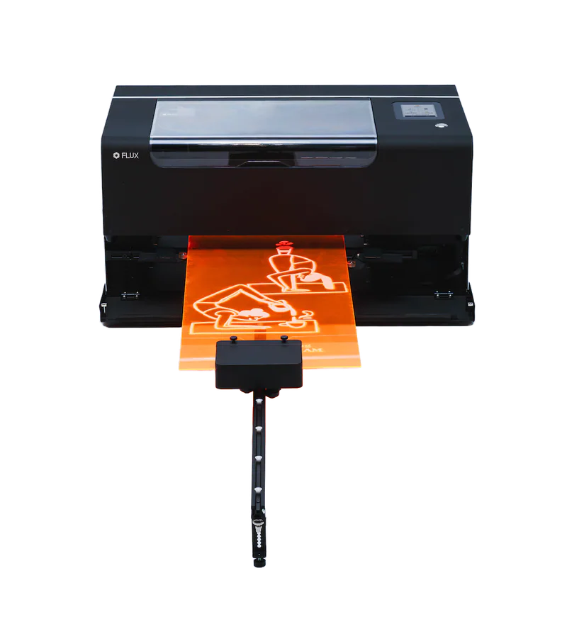 beamo Ⅱ with the Auto Feeder processing an extended workpiece